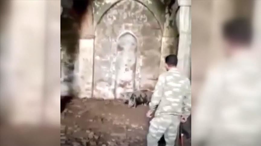 Dibawah Pendudukan Armenia Masjid Bersejarah di Nagorno-Karabakh Diubah Jadi Kandang Babi